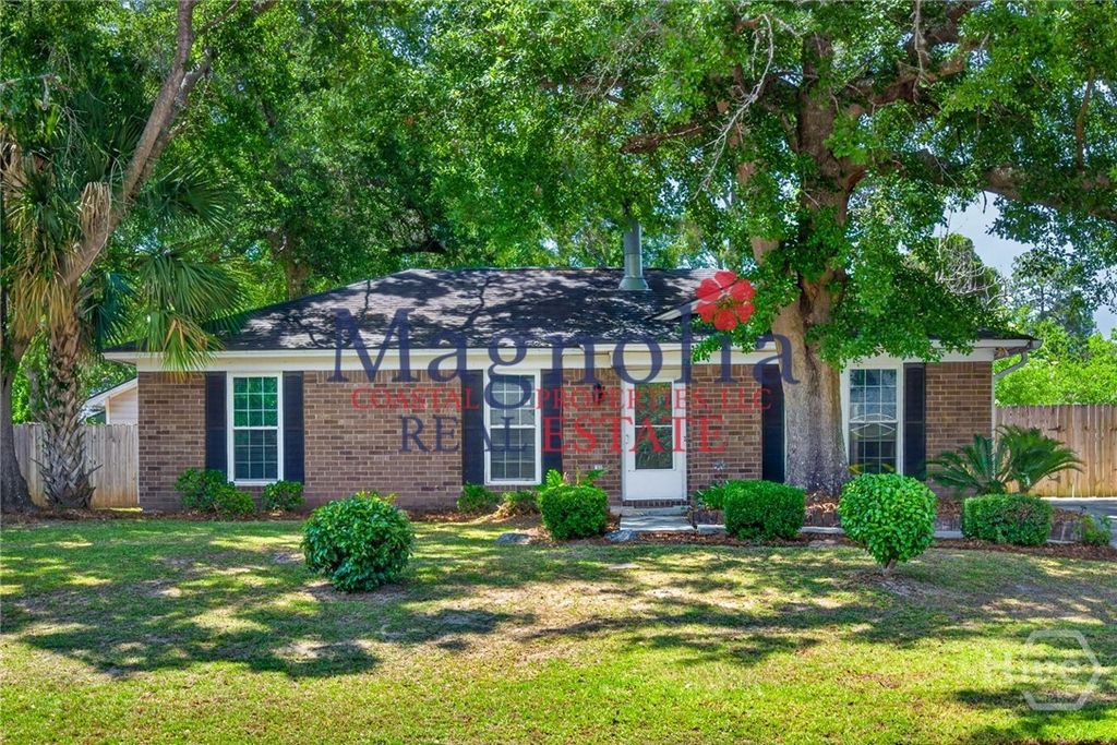 Image 1 of property listing at 494 Osprey Drive, Richmond Hill, GA 31324