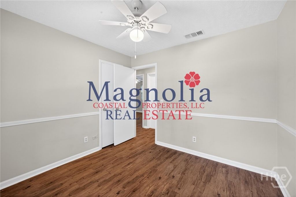 Image 13 of property listing at 494 Osprey Drive, Richmond Hill, GA 31324