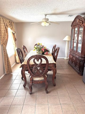 611 Pondview Drive, Cedar Hill, TX 75104