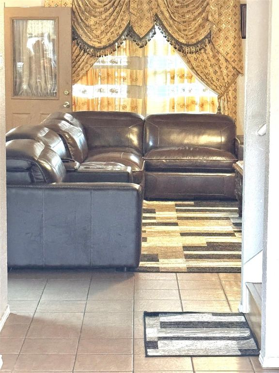 611 Pondview Drive, Cedar Hill, TX 75104 — photo 3