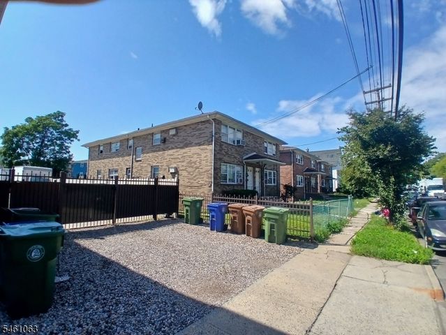 3016 S Wood Ave, Linden City, NJ 07036