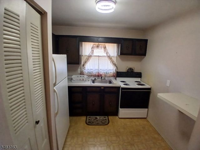 3016 S Wood Ave, Linden City, NJ 07036