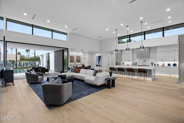 7009 E PASADENA Avenue, Paradise Valley, AZ 85253