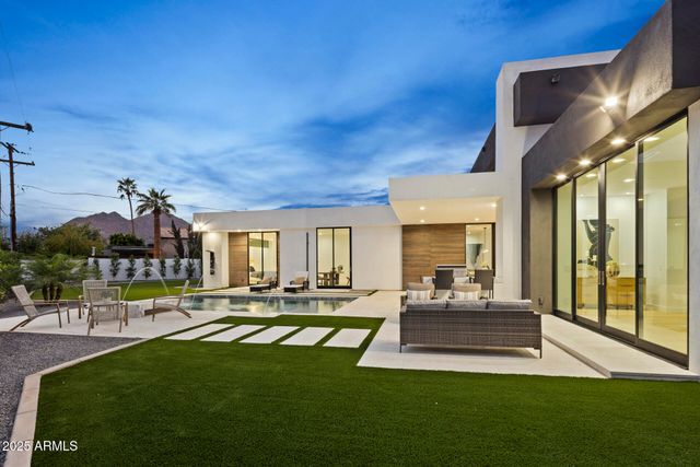 7009 E PASADENA Avenue, Paradise Valley, AZ 85253