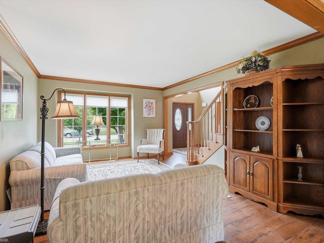 46288 Glen Pointe Drive, Shelby Twp, MI 48315