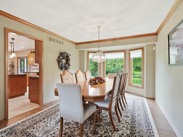 46288 Glen Pointe Drive, Shelby Twp, MI 48315