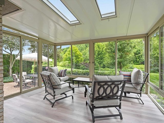 46288 Glen Pointe Drive, Shelby Twp, MI 48315