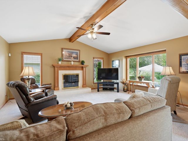 46288 Glen Pointe Drive, Shelby Twp, MI 48315
