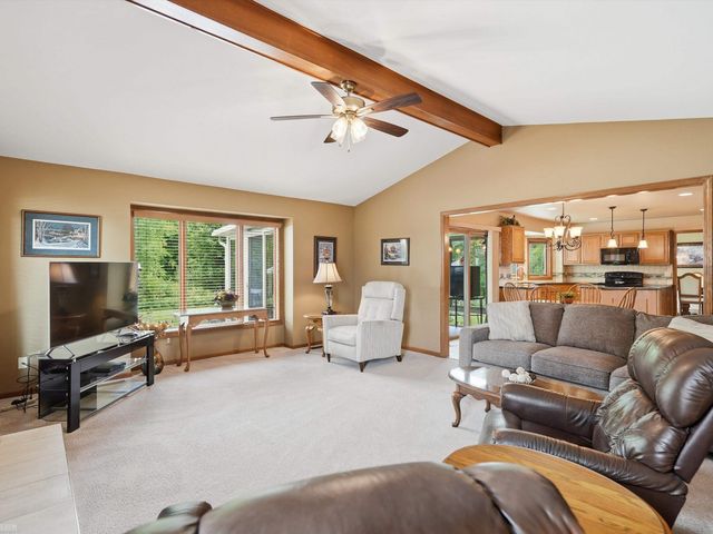 46288 Glen Pointe Drive, Shelby Twp, MI 48315