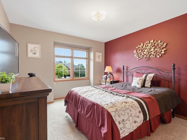 46288 Glen Pointe Drive, Shelby Twp, MI 48315