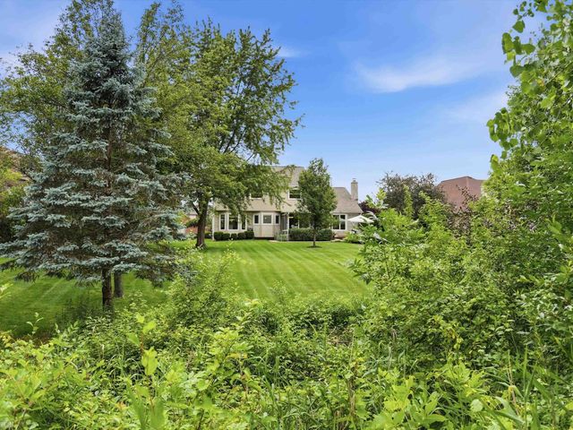 46288 Glen Pointe Drive, Shelby Twp, MI 48315