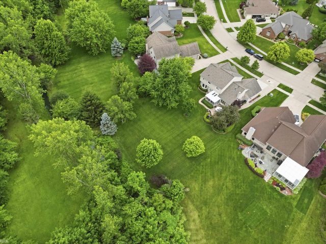 46288 Glen Pointe Drive, Shelby Twp, MI 48315