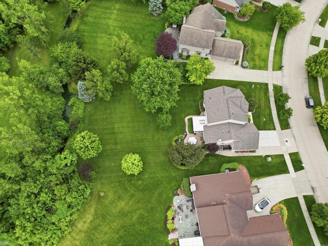 46288 Glen Pointe Drive, Shelby Twp, MI 48315