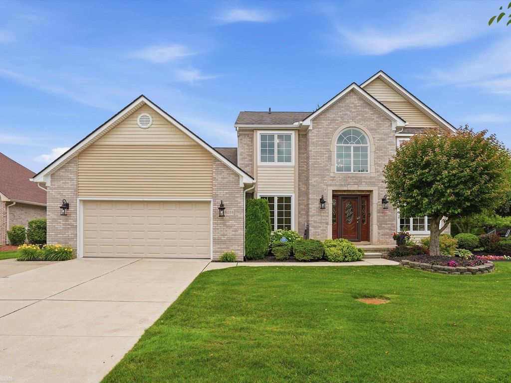 46288 Glen Pointe Drive, Shelby Twp, MI 48315