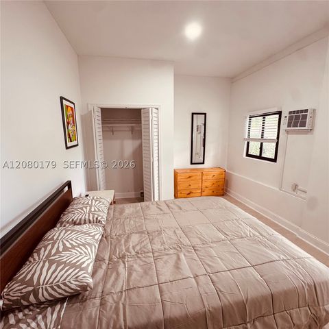 12037 NW 8th Ave, North Miami, FL 33168