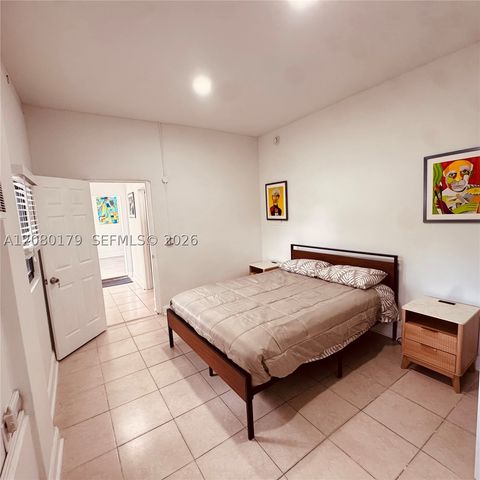 12037 NW 8th Ave, North Miami, FL 33168