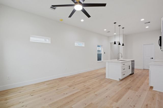 3320 Francis Street Unit A Street, Houston, TX 77004