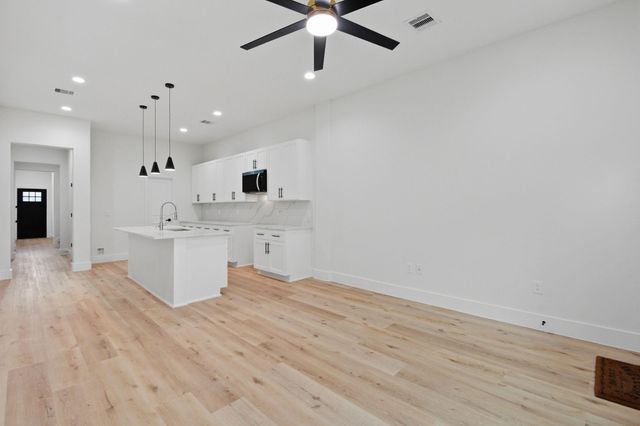 3320 Francis Street Unit A Street, Houston, TX 77004