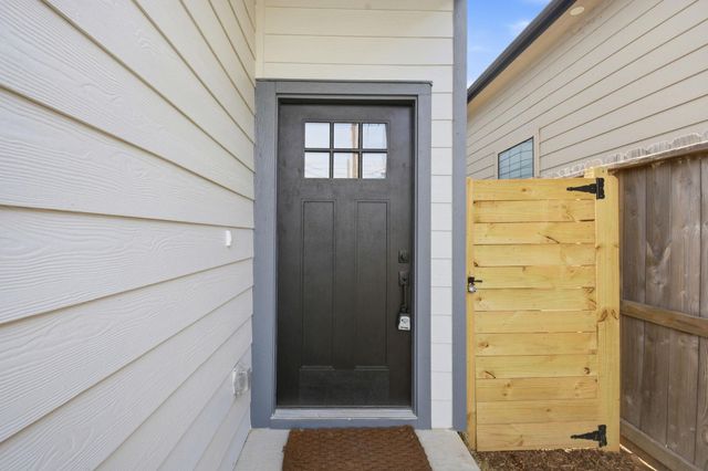 3320 Francis Street Unit A Street, Houston, TX 77004