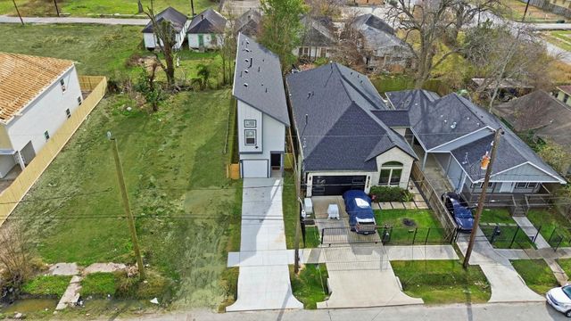 3320 Francis Street Unit A Street, Houston, TX 77004