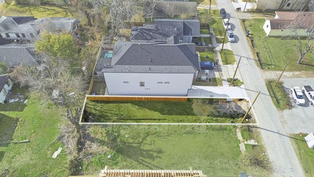 3320 Francis Street Unit A Street, Houston, TX 77004