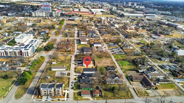 3320 Francis Street Unit A Street, Houston, TX 77004