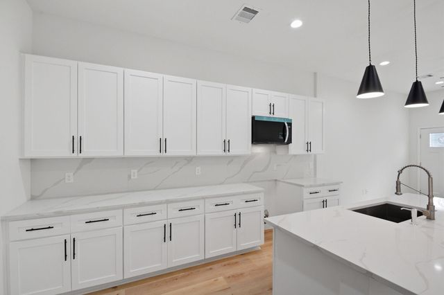 3320 Francis Street Unit A Street, Houston, TX 77004