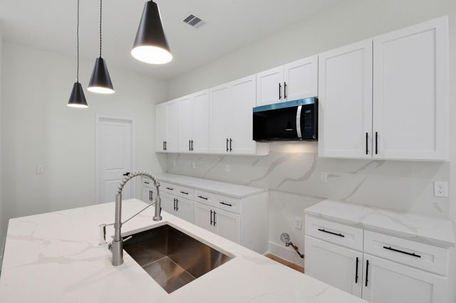 3320 Francis Street Unit A Street, Houston, TX 77004