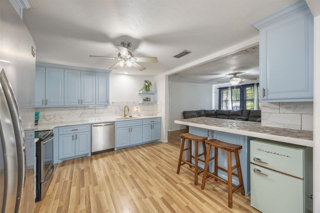 2042 Avon Drive, Denison, TX 75020