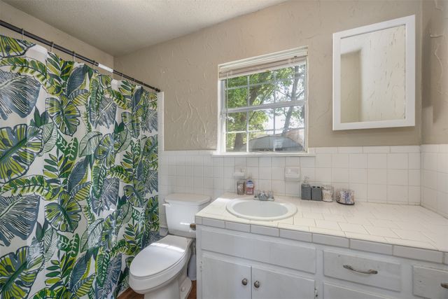 2042 Avon Drive, Denison, TX 75020