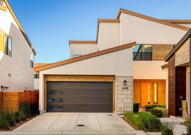 2409 Waterside Dr, Fairfield, CA 94533