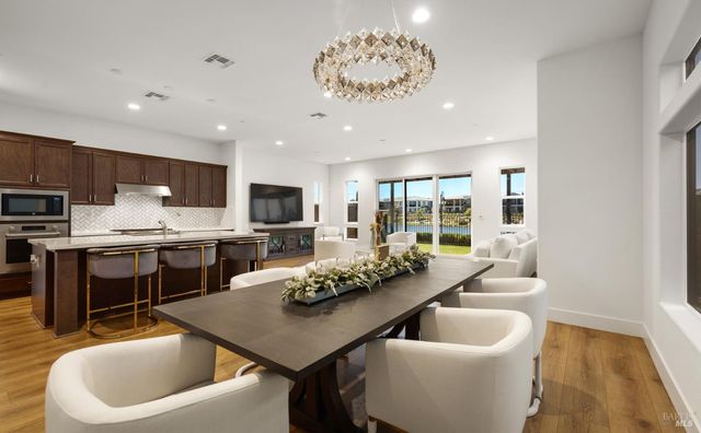 2409 Waterside Dr, Fairfield, CA 94533