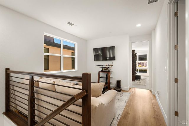 2409 Waterside Dr, Fairfield, CA 94533
