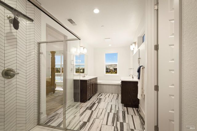 2409 Waterside Dr, Fairfield, CA 94533