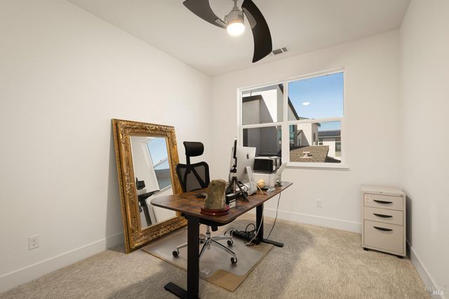 2409 Waterside Dr, Fairfield, CA 94533
