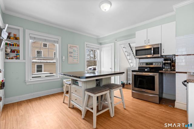 6475 Main Street, Trumbull, CT 06611