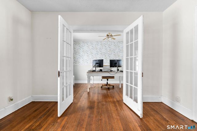 6475 Main Street, Trumbull, CT 06611