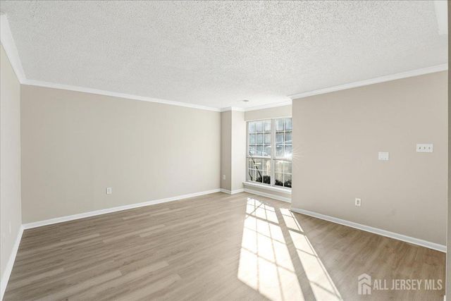 28 Boston Court, Newark, NJ 07103