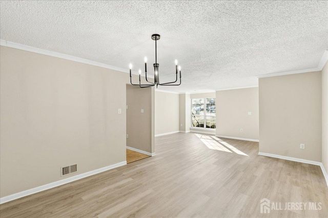 28 Boston Court, Newark, NJ 07103