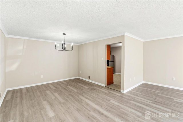 28 Boston Court, Newark, NJ 07103