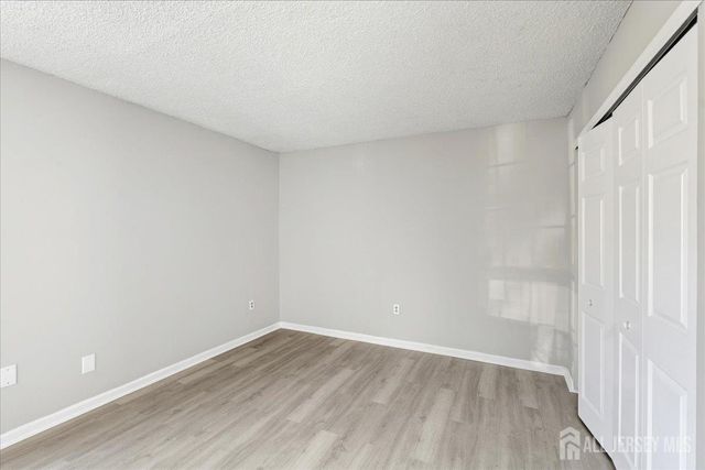 28 Boston Court, Newark, NJ 07103