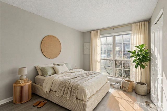 28 Boston Court, Newark, NJ 07103