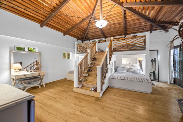 1854 Olinda Rd, Makawao, HI 96768