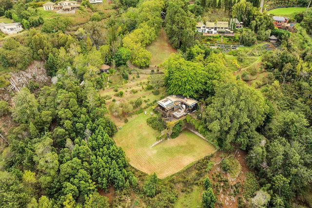 1854 Olinda Rd, Makawao, HI 96768