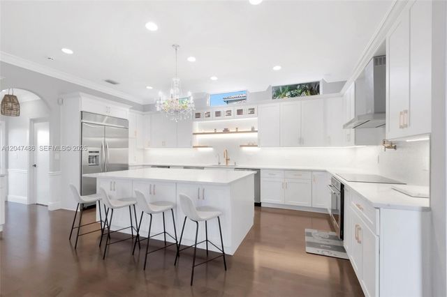 375 SW 16th St, Boca Raton, FL 33432
