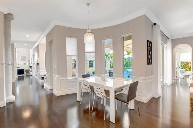375 SW 16th St, Boca Raton, FL 33432