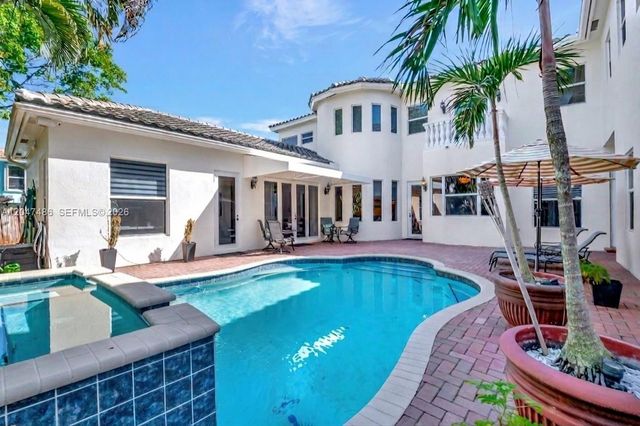 375 SW 16th St, Boca Raton, FL 33432