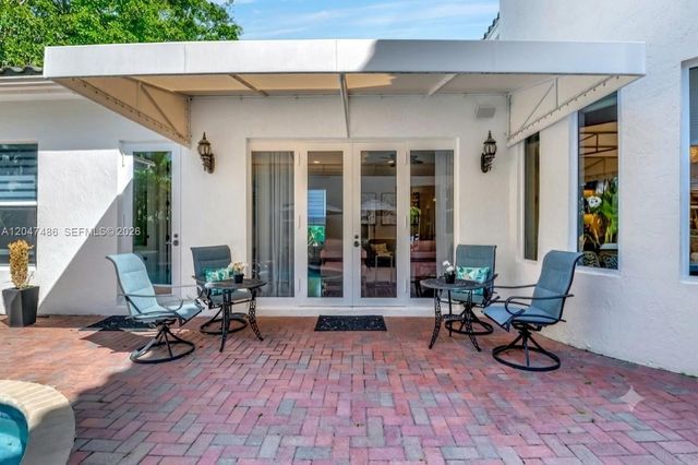 375 SW 16th St, Boca Raton, FL 33432