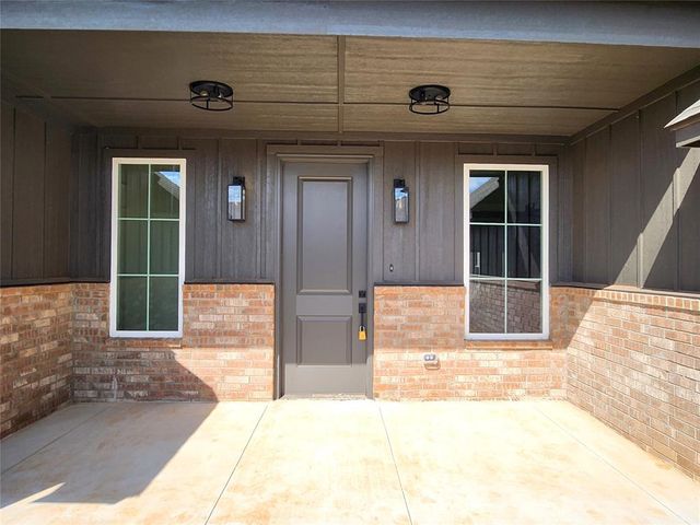 11705 NW 102nd Street, Yukon, OK 73099