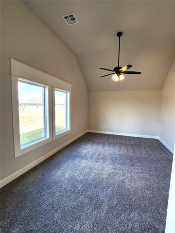 11705 NW 102nd Street, Yukon, OK 73099